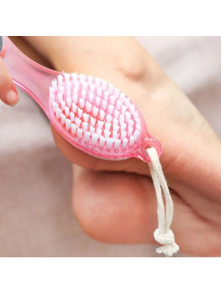 Outil Soins Pieds 4 en 1 : Râpe Pieds, Brosse Ongles, Anti Callosités et Peau morte