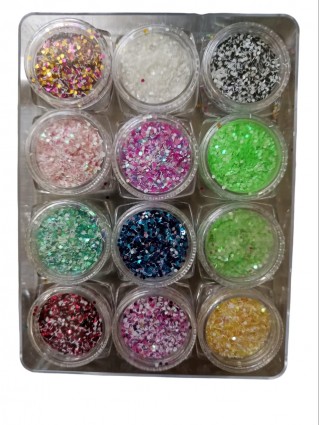 paillettes-motifs-stickers-strass-onglerie-manucure-pédicure-ongles-soins